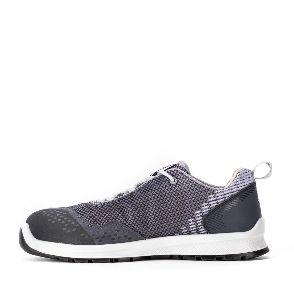 Scarpe Sixton Auckland S1P, lo stile sul lavoro