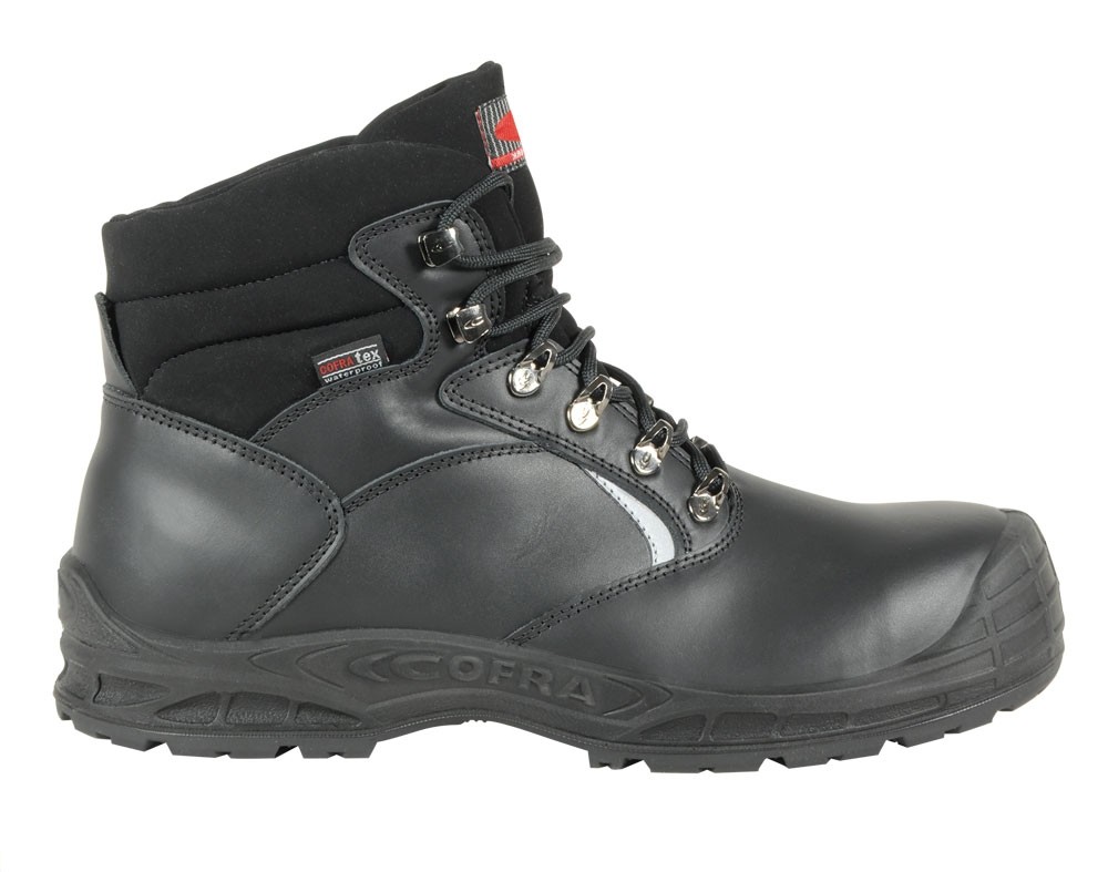 Scarpe Cofra Burian Uk S3, la sicurezza nel lavoro