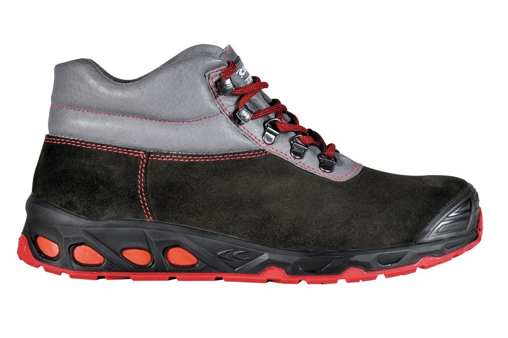 Scarpe Cofra Zimmerer S3, l'equilibrio sul lavoro