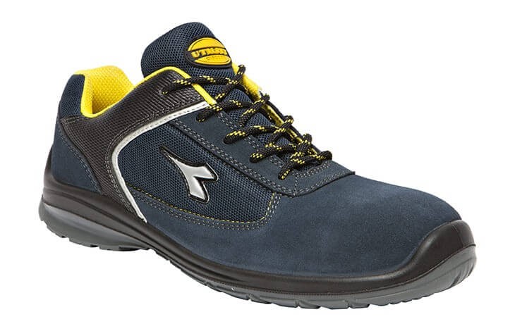 Fuori tutto - Scarpe da lavoro Diadora Utility D-Blitz Low S1P SRC  701.172032 Numero 37
